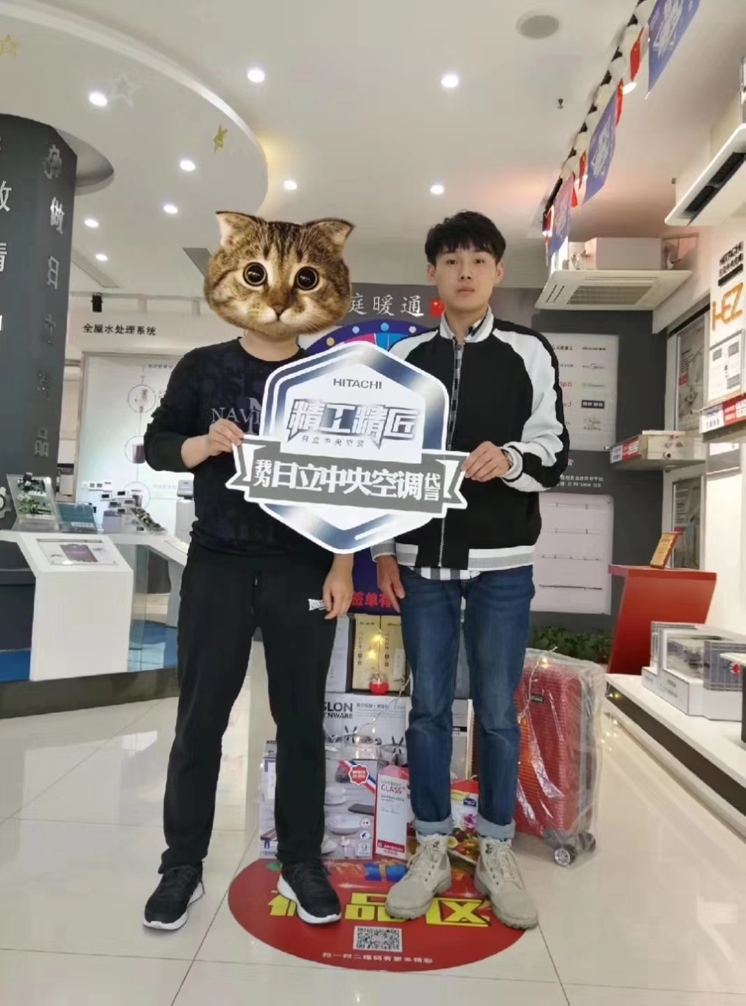 0bf6eb0b01d3be60f5b3ae96a21bf19.jpg
